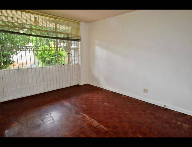 1 BEDROOM APARTMENT FOR SALE IN SANDRINGHAM